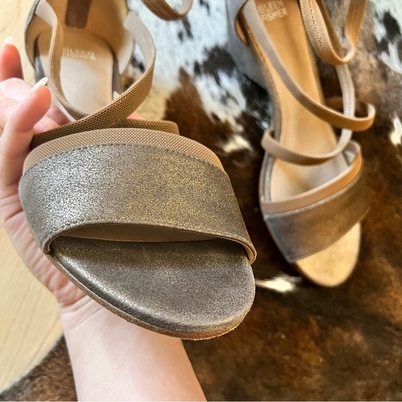 EILEEN FISHER Gold Metallic Gladiator Strappy Heel Sandal Size 10 Boho - Picture 8 of 9